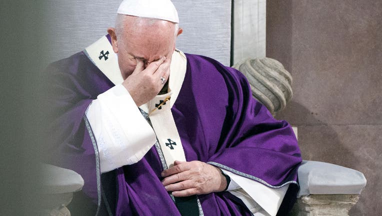 5766fa04-Pope Celebrates Ash Wednesday At Santa Sabina Basilica