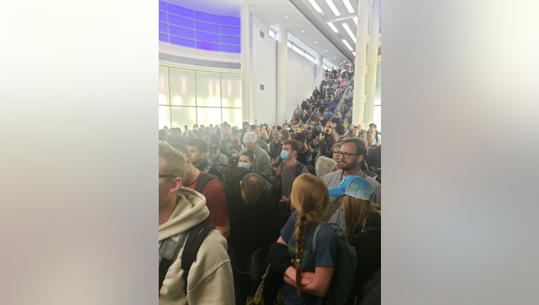 Crowds at O'Hare Airport