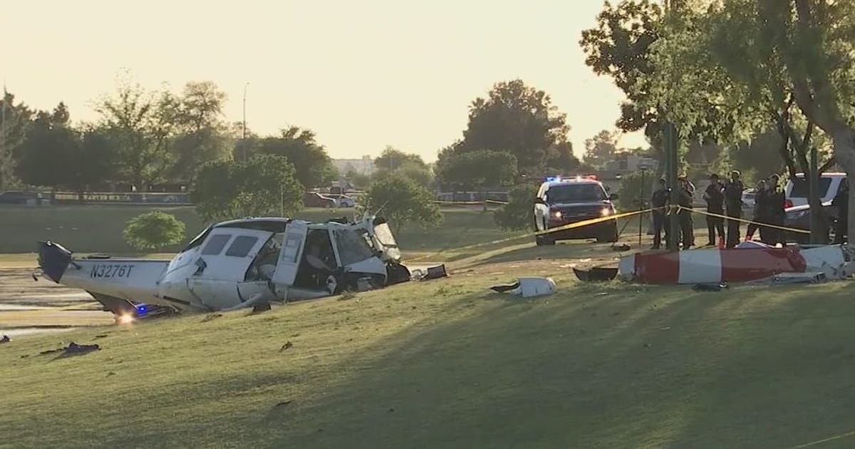 Police: 1 dead following helicopter crash in Mesa | FOX 10 Phoenix