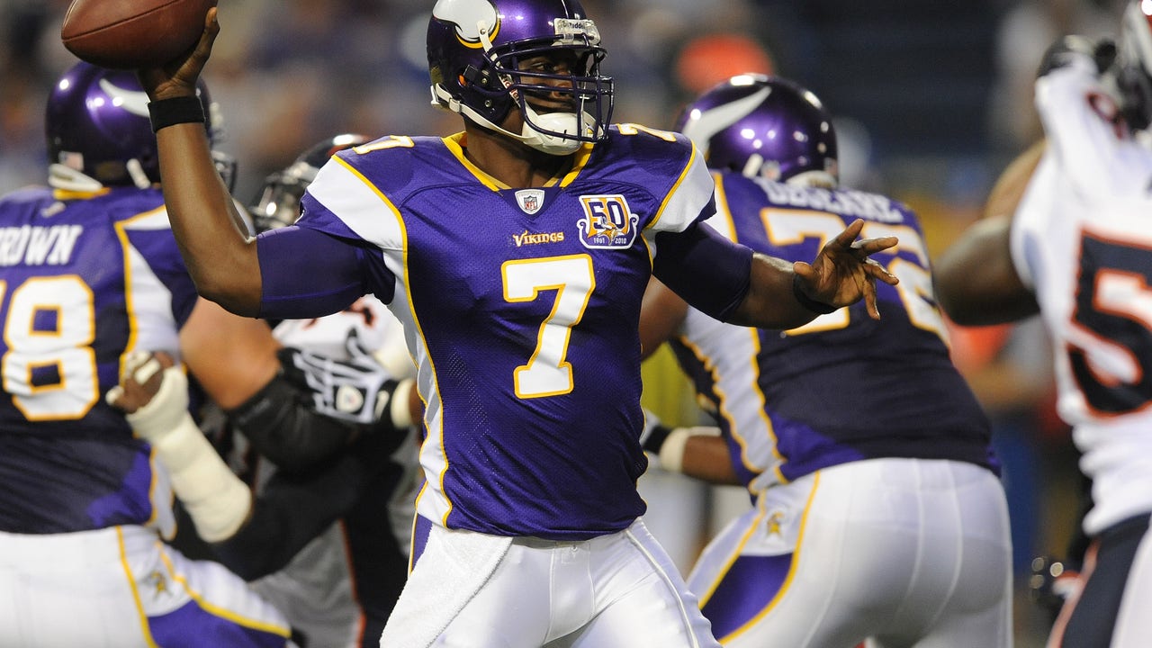 Vikings Mourning Loss of Tarvaris Jackson