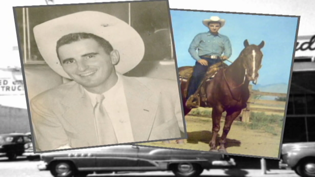 Iconic Arizona auto dealer Tex Earnhardt dies at 89