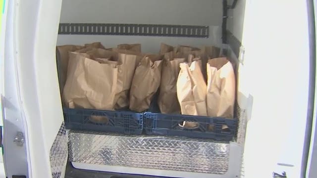 Food vendors team up for 'food fight' for those in need as COVID-19 pandemic continues