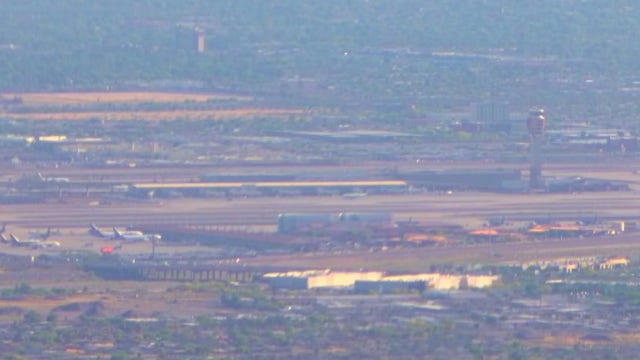 Flights resume after Sky Harbor control tower evacuated due to strange odor
