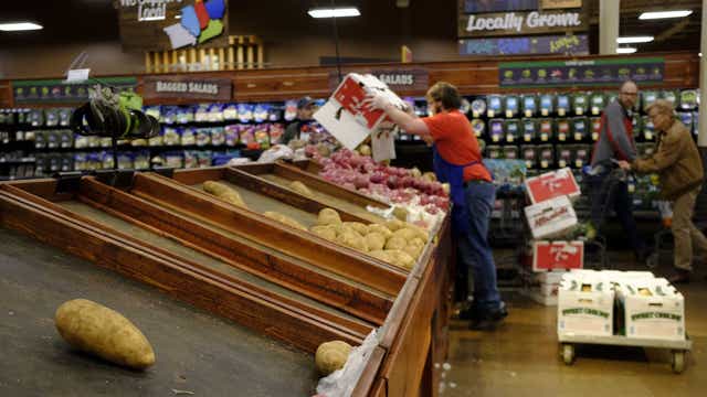 Kroger pushes to reclassify supermarket employees as 'extended first responders,' get them access to PPE