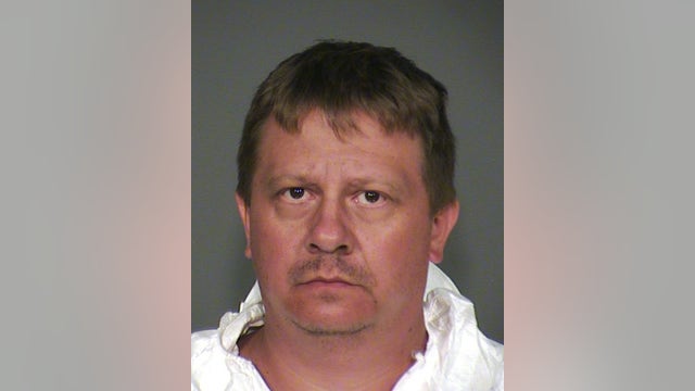 Man arrested after woman found dead inside car in Gilbert