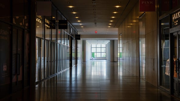 Phoenix malls, shopping centers starting to reopen amid COVID-19