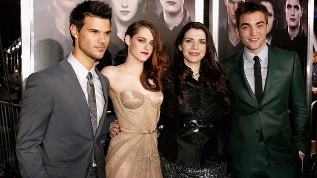 Stephenie Meyer, author of ‘Twilight’ series, announces release date of new book, ‘Midnight Sun’