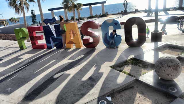 Rocky Point, popular spot for Arizona tourists, feels COVID-19 pinch as pandemic continues