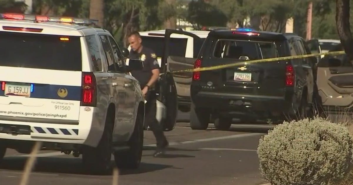 Phoenix Police: Woman dead after being shot inside car | FOX 10 Phoenix