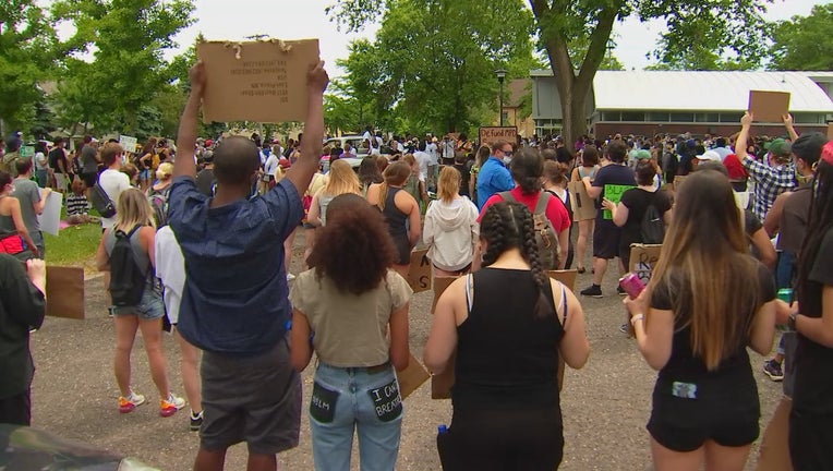 minneapolis defund police rally
