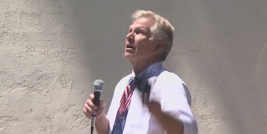 Arizona Gov. Ducey criticizes Scottsdale councilman over 'I can't breathe' comment during anti-mask protest