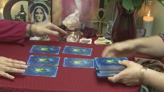 Tempe tarot card reader teams up with New Jersey woman to help single mothers