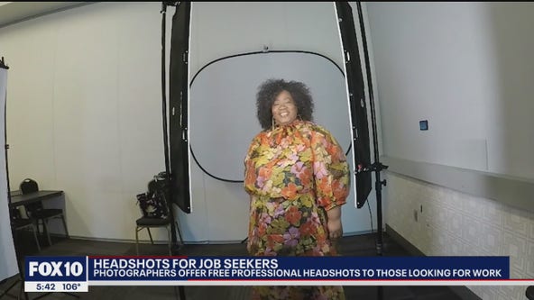 Photographers offering free professional headshots for jobseekers