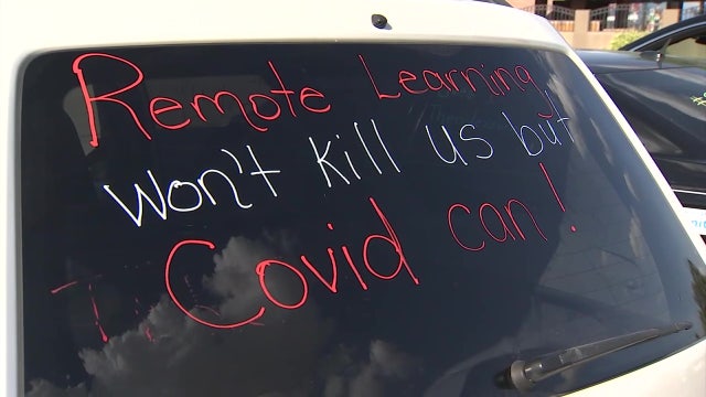 Scottsdale parents, children and teachers ask for district to reopen only when safe