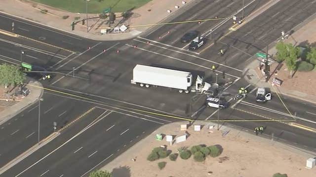 PD: Woman killed in Gilbert crash involving 18-wheeler truck