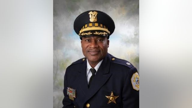 Chicago police officer found shot dead in apparent suicide at West Side facility