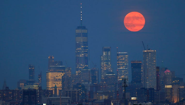 GETTY-buck-moon-nyc