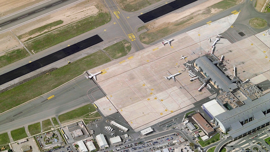 GETTY-Cagliari-Elmas-Airport.jpg