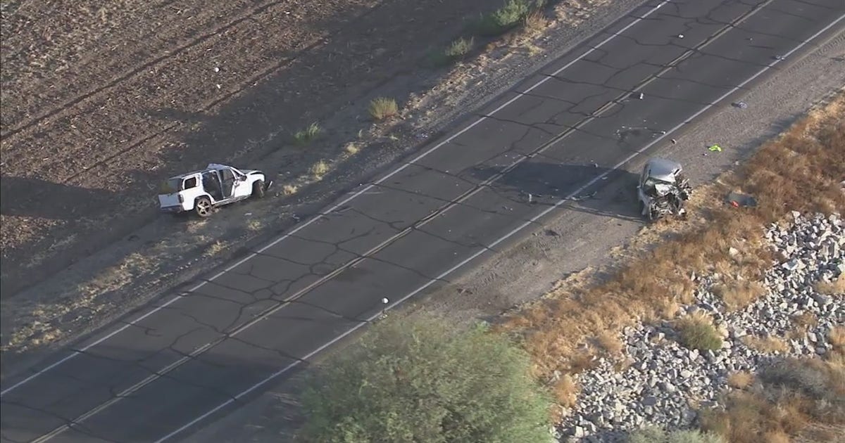 MCSO: One dead, one injured after head-on car crash in Buckeye | FOX 10 ...