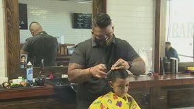 Phoenix barbershop gives back amid COVID-19 pandemic