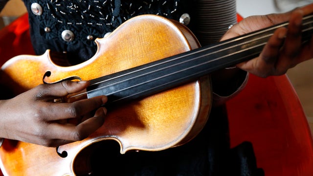 Music therapist goes digital as she helps people through the power of music during pandemic