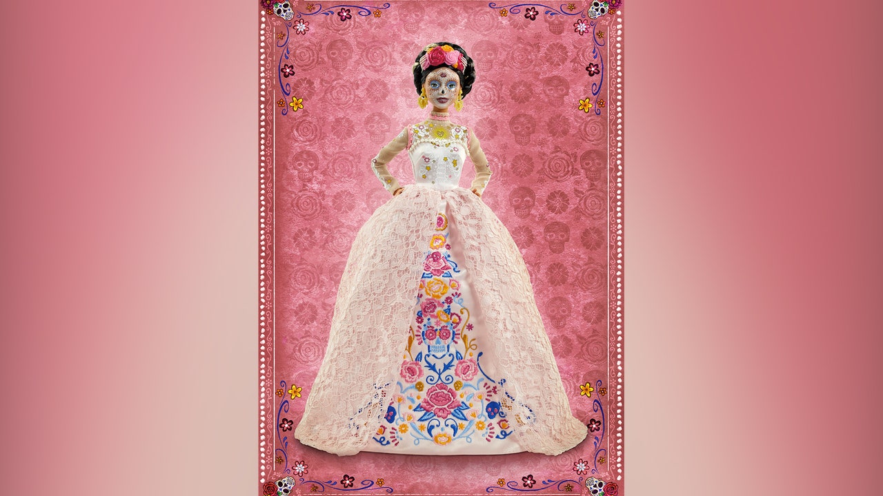 Dia de Los shops muertos Barbie 2020