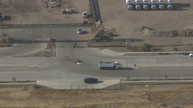 Phoenix police: Man killed when motorcycle crashes into dump truck