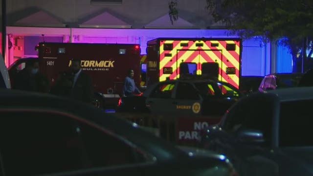 Crowd gathers outside hospital, chants 'We hope they die' after 2 LA County deputies were shot