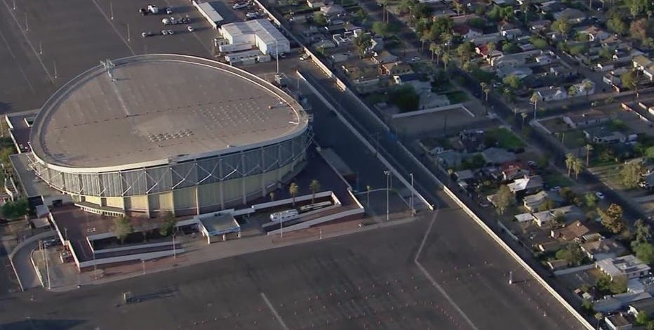 Ballots at the 'Madhouse': Arizona Veterans Memorial Coliseum to be used as voting center
