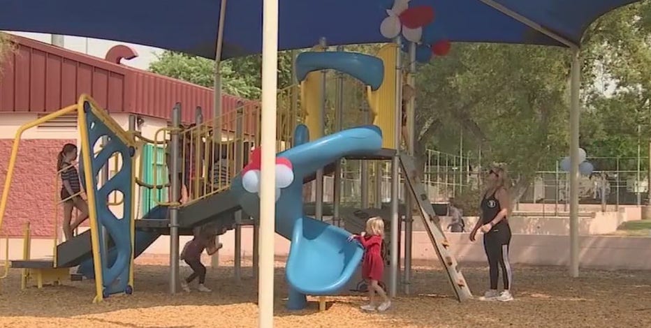 Arizona school districts struggle with reopening as parents grow tired of online learning