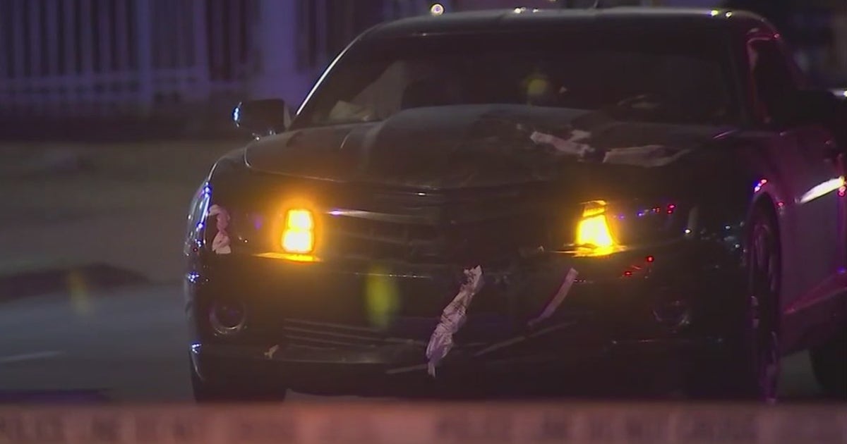 Phoenix PD: Pedestrian dies in crash near 30th St and Thomas | FOX 10 ...