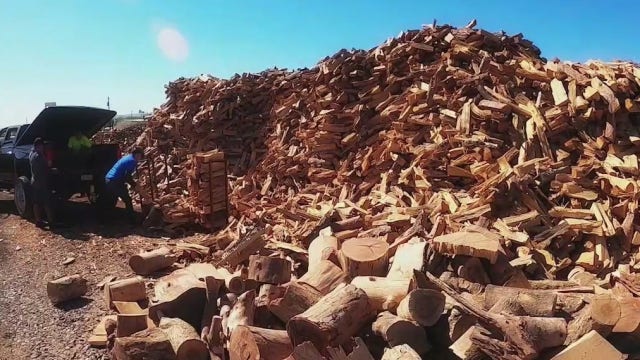 Arizona firewood business sees more customers as weather cools