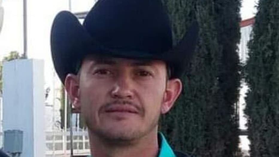Antonio Rios, 33