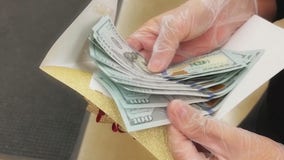 Anonymous donor handing out thousands of dollars to Arizonans during the holidays