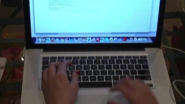 Technology helps bring families together for a virtual Thanksgiving