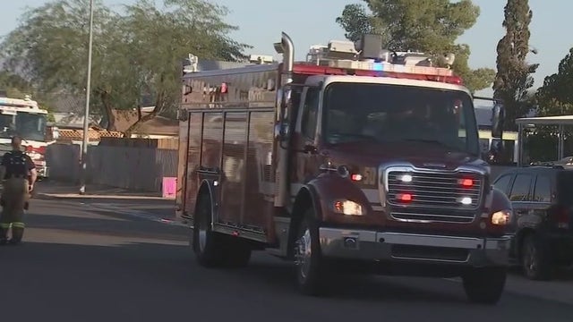 Phoenix woman searching for dog after Thanksgiving mobile home fire