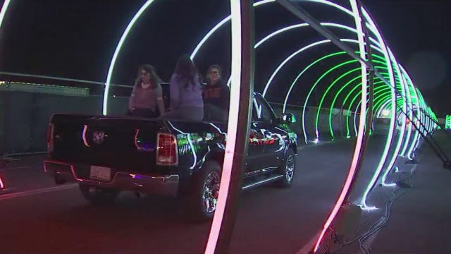 World of Illumination gives families a chance to soak in the holiday spirit safely