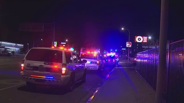 PD: Assault, robbery victim shoots 2 suspects in Phoenix