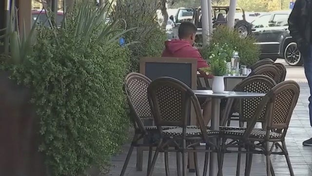 Arizona leaders ask for limited holiday gatherings as COVID-19 cases surge