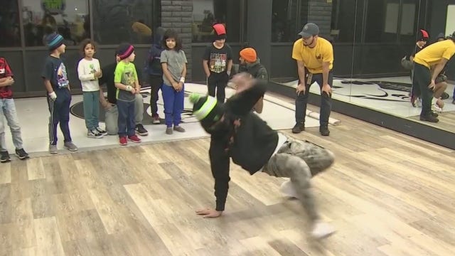 New Phoenix hip hop school teaching kids how to breakdance, express themselves on the floor