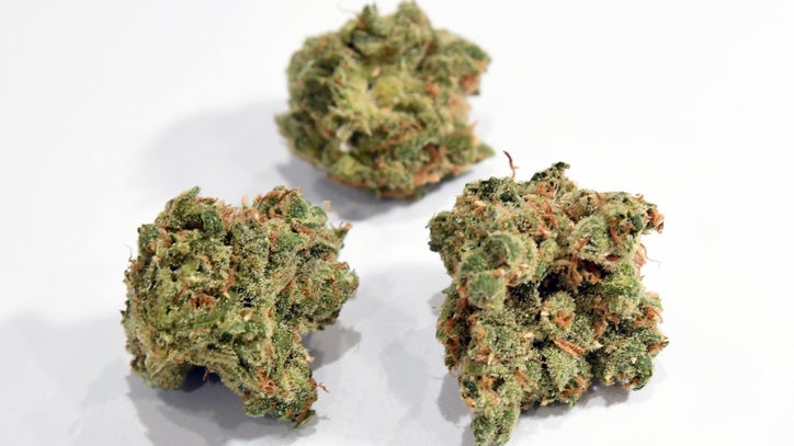 Man jailed for life over $20 marijuana sale released after 12 years - Vimarsana News