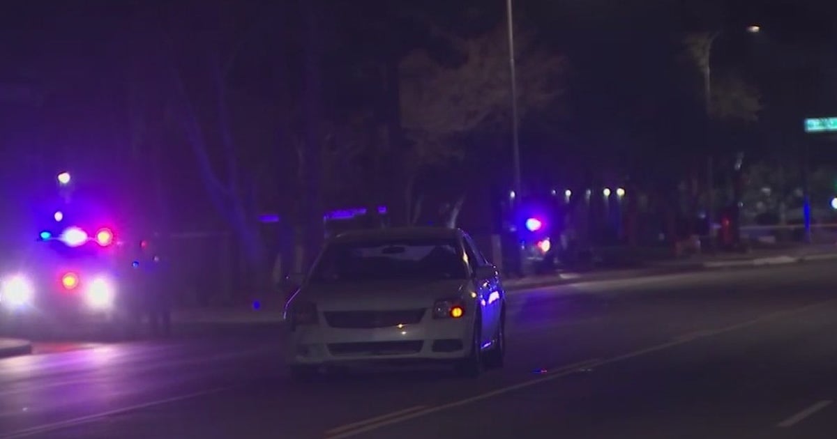 Man dies after being hit by car near 36th St and McDowell | FOX 10 Phoenix