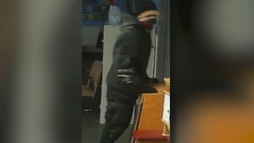 Phoenix Police searching for suspect who burglarized preschool