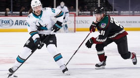 Kessel scores twice, Coyotes beat Sharks for series split