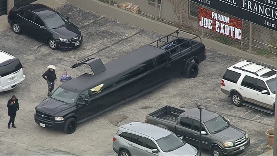 ‘Tiger King’ star Joe Exotic books limousine ahead of expected pardon from Donald Trump