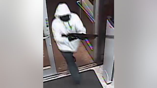 Armed man accused of robbing multiple Phoenix auto parts stores