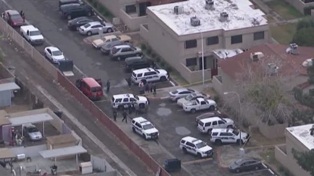 PD: Man, woman found dead inside Phoenix home