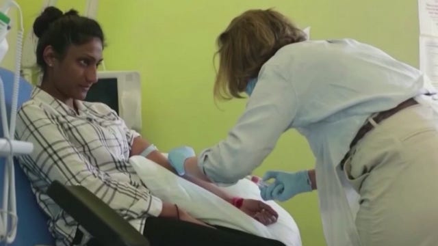 Arizona nurses face obstacles getting the COVID-19 vaccine