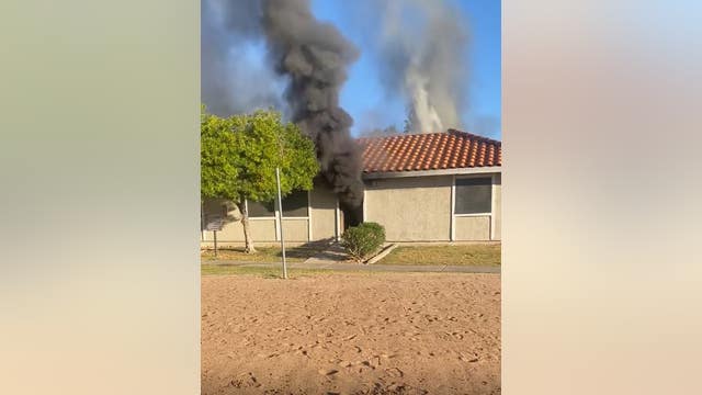 Two injured in Tempe duplex fire near Broadway and Rural
