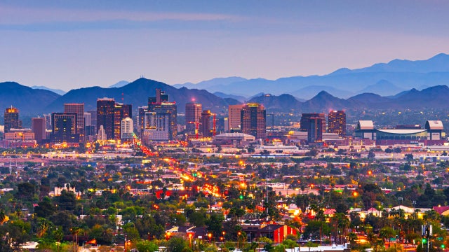 Is it too late to rent out your home for Super Bowl? 'There's a lot more to it,' host says